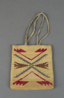 Nez%20Perce%20artist%2C%20%3Cb%3E%3Ci%3E%20Bag%3C%2Fi%3E%3C%2Fb%3E%2C%20ca.%201900%2C%20cornhusk%20and%20commercially%20dyed%20yarn%2C%20The%20Elizabeth%20Cole%20Butler%20Collection%2C%20no%20known%20copyright%20restrictions%2C%202012.126.45